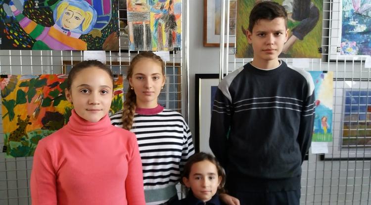 Ровеньские художники вошли в число победителей конкурса детского рисунка «Памяти художника  И. Хегая»