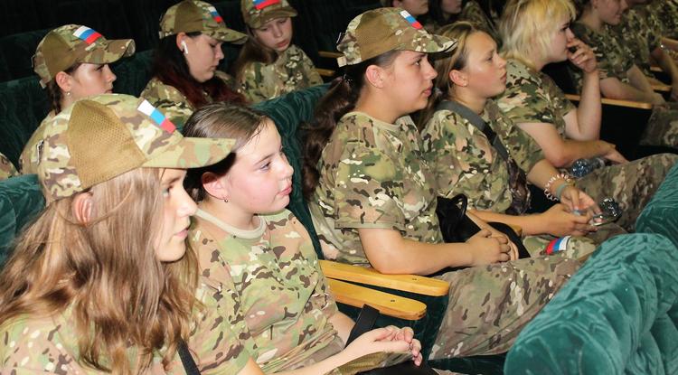 В Прохоровке завершилась смена военно-патриотического лагеря «Патриот»
