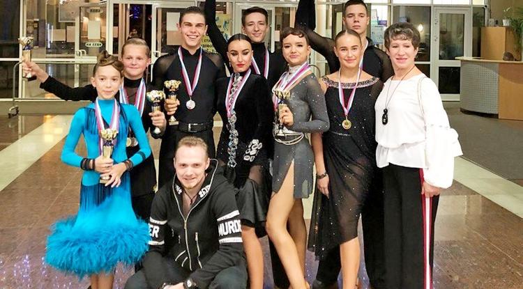 14 призовых мест заняли белгородцы на танцевальном турнире «Осенний бал-2018»