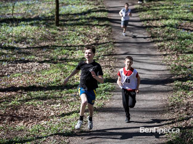 Около 100 юных спортсменов приняли участие в кроссе на призы газеты «Родина» в Ивне