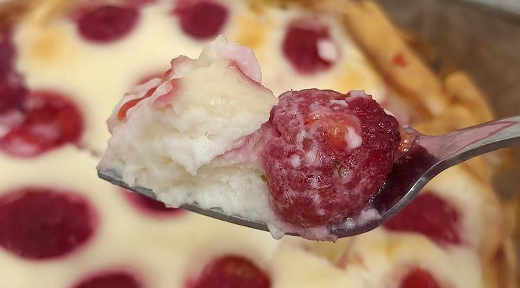 Сметанное суфле с ягодами