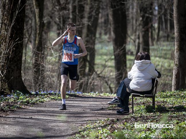 Около 100 юных спортсменов приняли участие в кроссе на призы газеты «Родина» в Ивне