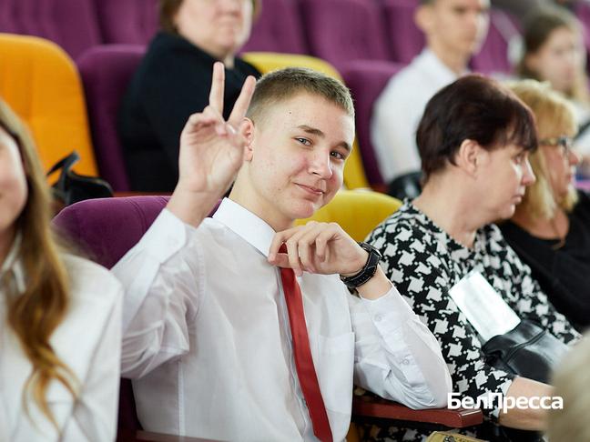 Как в Белгороде проходил региональный этап «Живой классики». Фоторепортаж