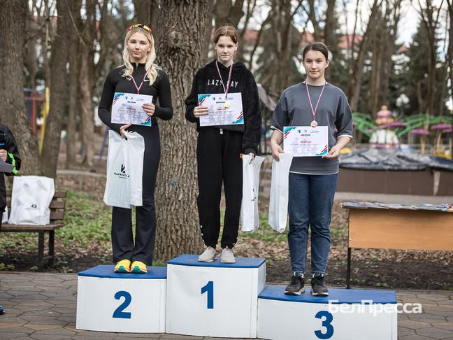 Около 100 юных спортсменов приняли участие в кроссе на призы газеты «Родина» в Ивне