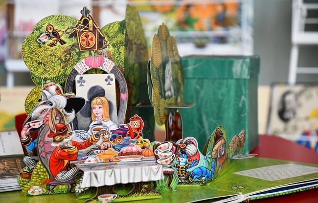 В Белгороде открылась традиционная Неделя детской книги