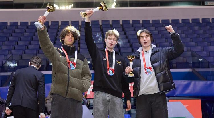 Белгородские спортсмены отличились в главном турнире Кубка России-2025 по гонкам дронов