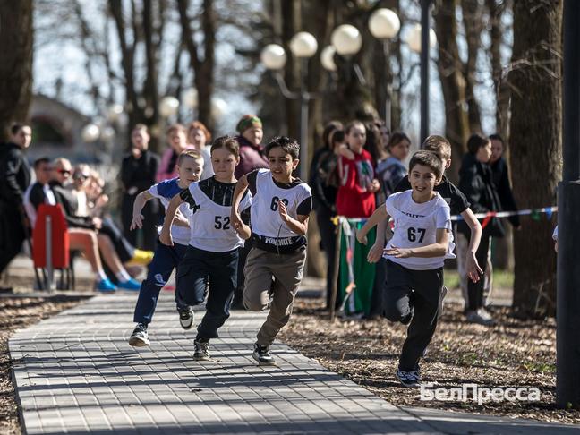 Около 100 юных спортсменов приняли участие в кроссе на призы газеты «Родина» в Ивне