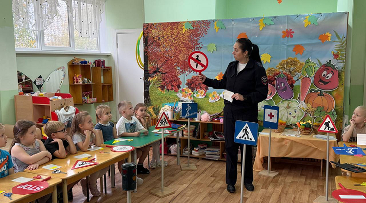 Будь заметней на дороге! Будь заметней на дороге!