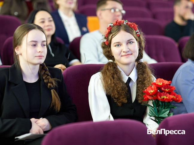 Как в Белгороде проходил региональный этап «Живой классики». Фоторепортаж