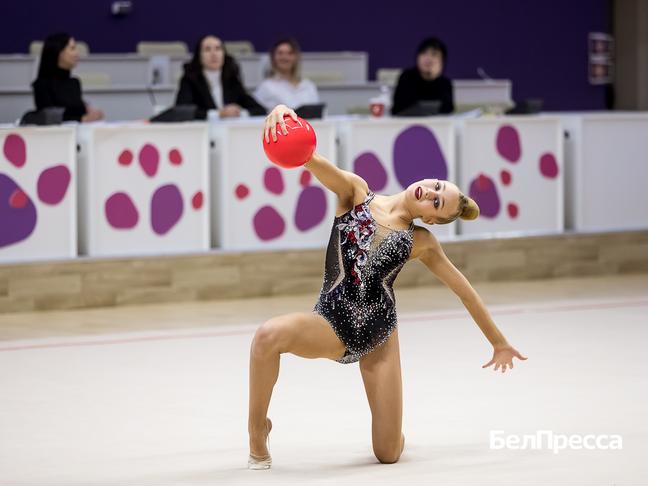 В СЦ «Сирень» проходит чемпионат Белгородской области по художественной гимнастике