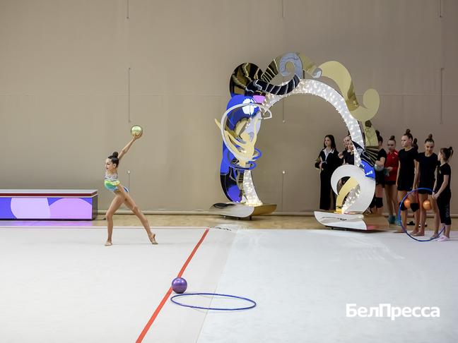 В СЦ «Сирень» проходит чемпионат Белгородской области по художественной гимнастике