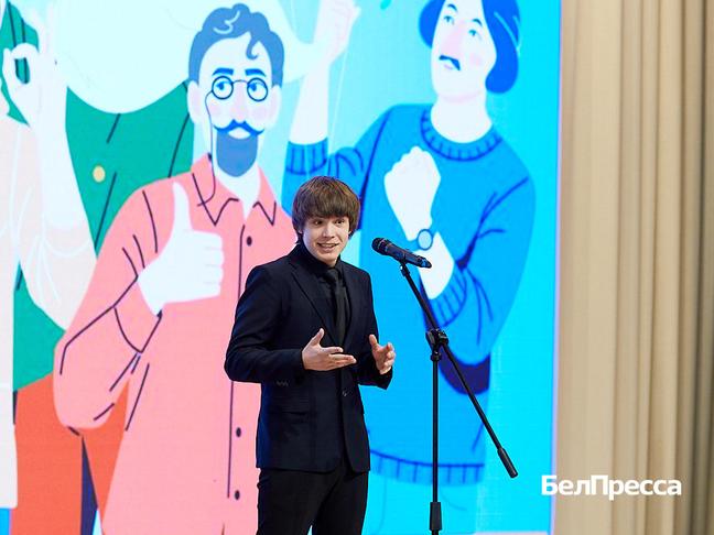 Как в Белгороде проходил региональный этап «Живой классики». Фоторепортаж