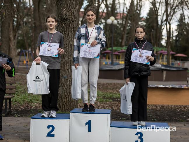 Около 100 юных спортсменов приняли участие в кроссе на призы газеты «Родина» в Ивне