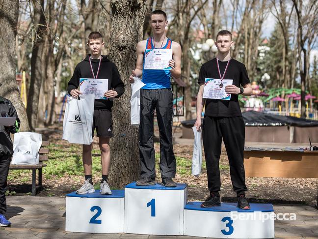 Около 100 юных спортсменов приняли участие в кроссе на призы газеты «Родина» в Ивне