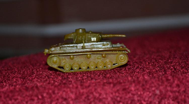 История танкиста, который открыл фабрику детских игрушек