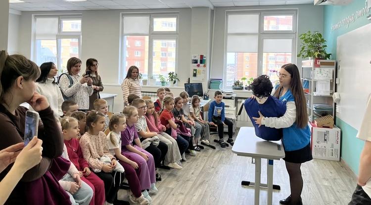 Первая помощь: дошкольников обучили навыкам реанимации
