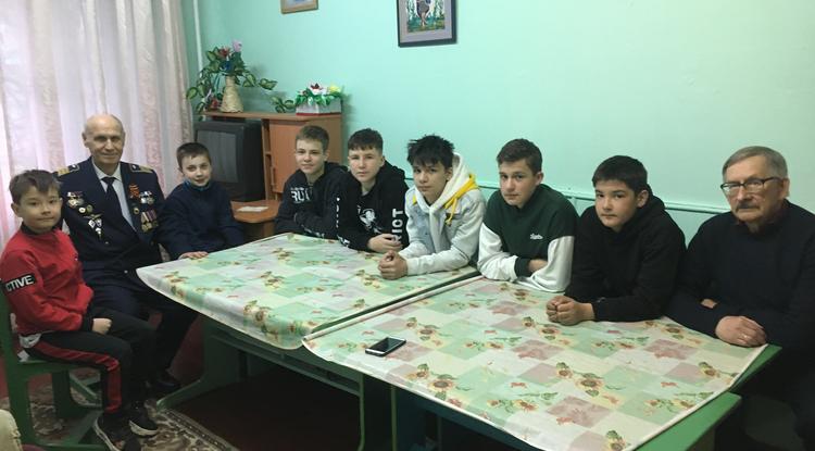 Будет небесам жарко, сложат о героях песни…
