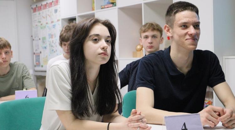 «Эстафета Победы»: как белгородские школьники прошли маршрутами военной истории