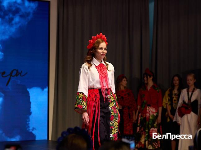 В Белгороде в честь Дня России прошёл показ этномоды