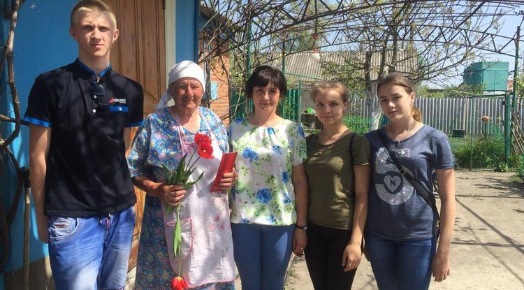 В Волоконовском районе провели патриотическую акцию «Букет ветерану»