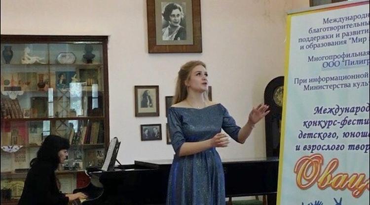 Алексеевская вокалистка победила на международном конкурсе-фестивале «Овация»